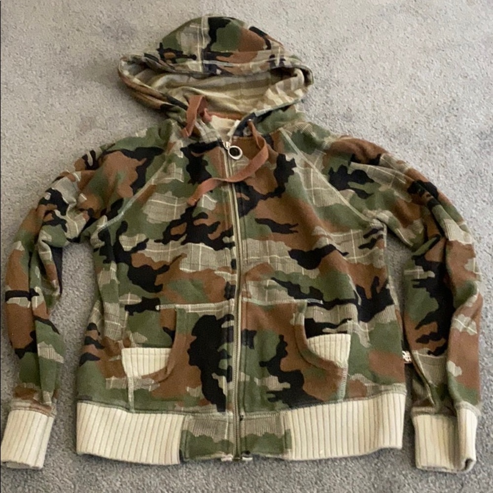 Study Women’s Jacket Camo Sz. L